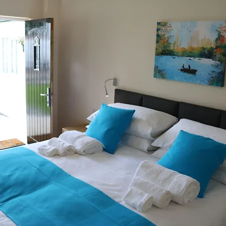 Gonalston Boutique B&B-2